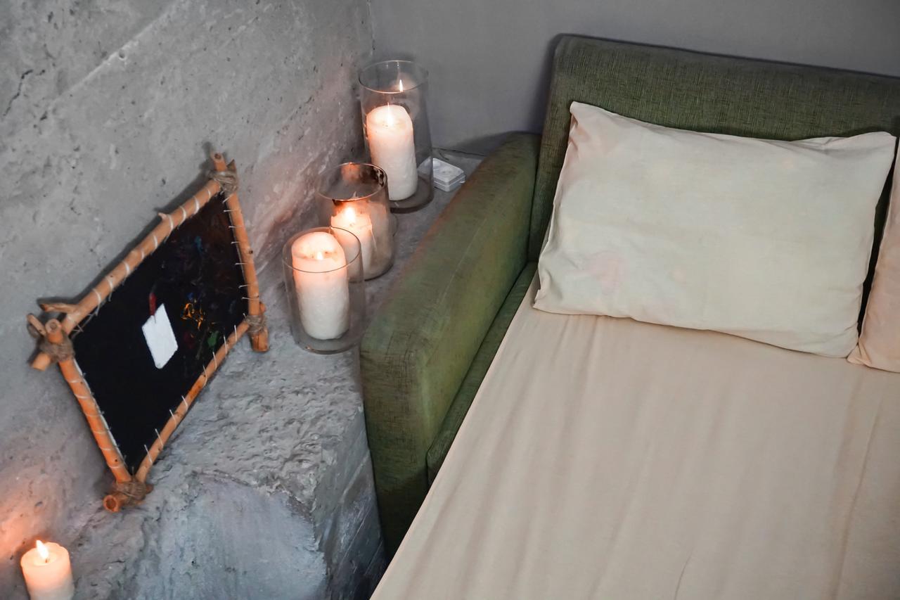Black Wood Hostel Kijów Zewnętrze zdjęcie